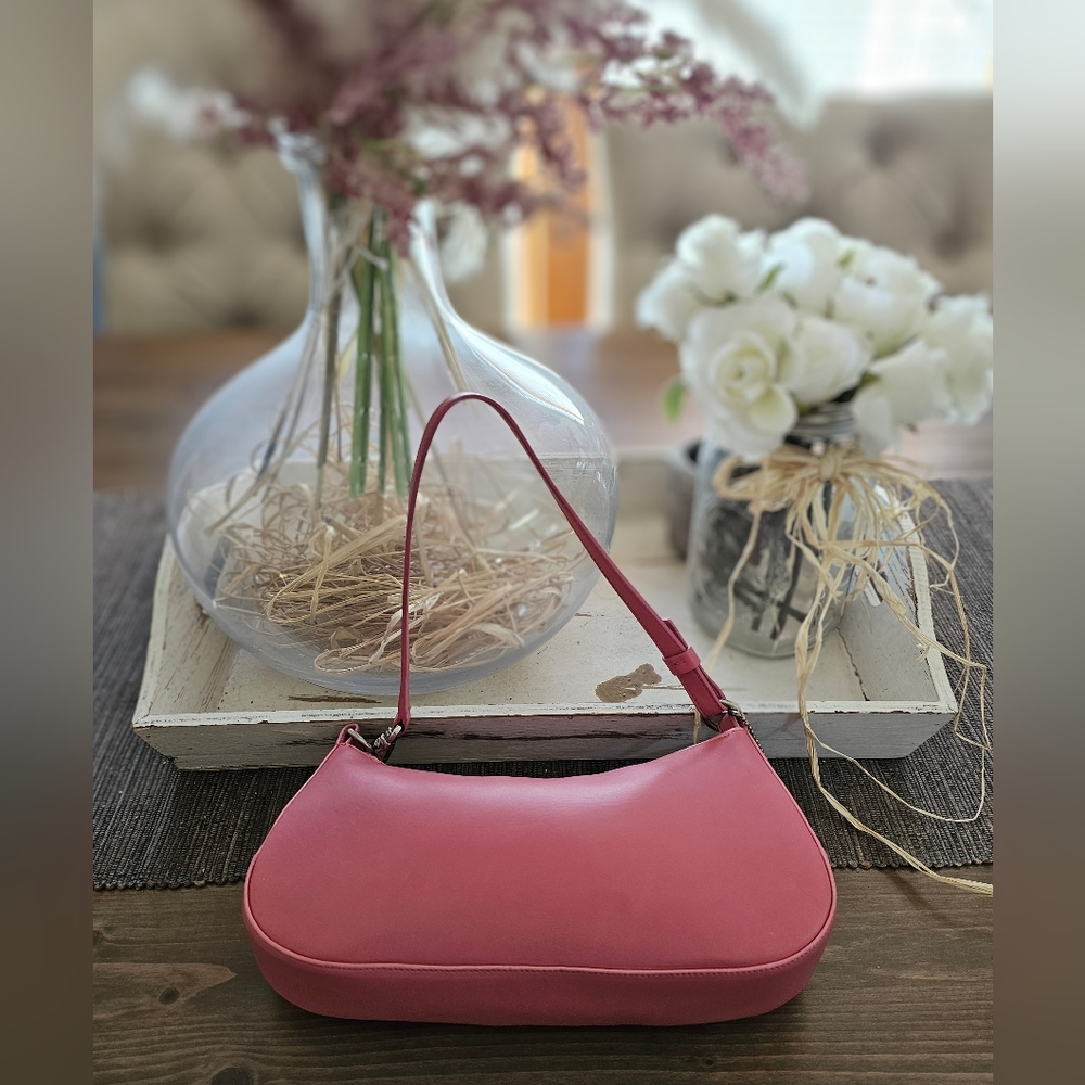 Vintage Coach Pearlized Nappa Leather Demi Shoulder Bag 8167 ( Pink ) - Picture 10 of 15